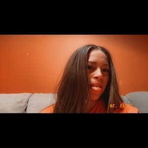 Meet your Posher, Lizzy